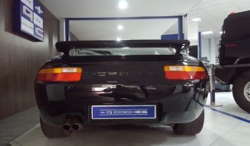 Porsche 928 GT lleno