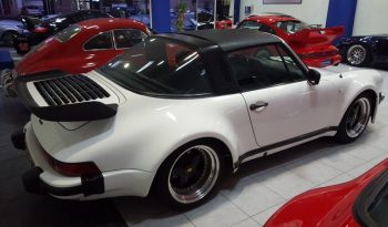 Porsche 911 930 lleno
