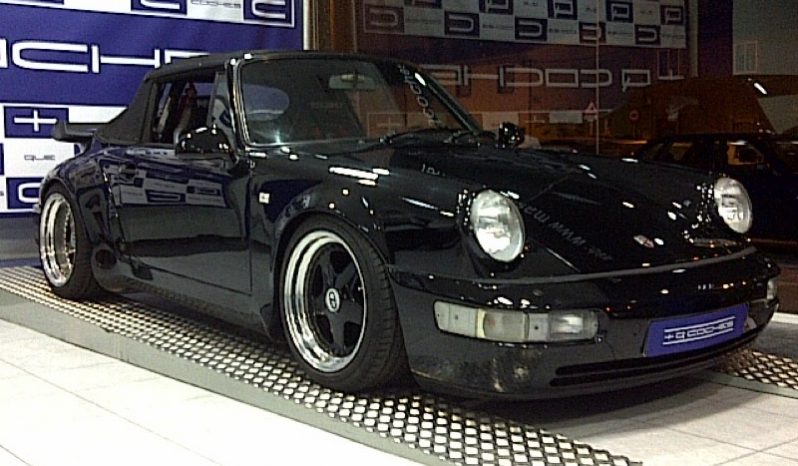 Porsche 911 lleno